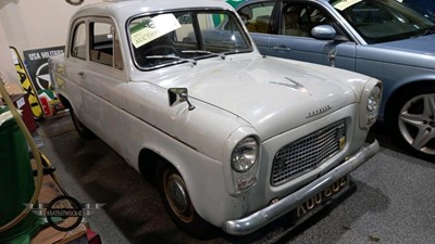 Lot 521 - 1962 FORD 100E POPULAR