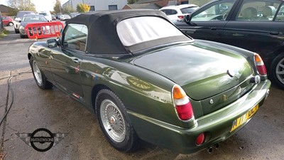 Lot 424 - 1994 ROVER MG RV8