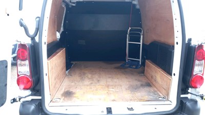 Lot 662 - 2017 CITROEN BERLINGO 625 LX BLUEHDI A