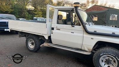 Lot 661 - 1990 TOYOTA LAND CRUISER