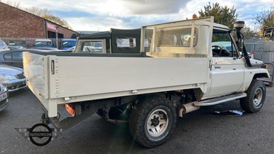 Lot 661 - 1990 TOYOTA LAND CRUISER