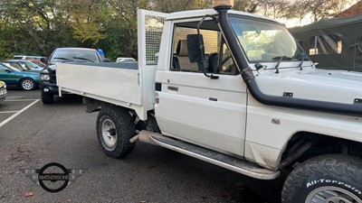 Lot 661 - 1990 TOYOTA LAND CRUISER