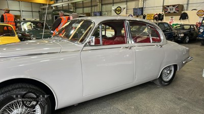 Lot 678 - 1965 JAGUAR S TYPE