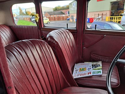 Lot 681 - 1933 MORRIS COWLEY