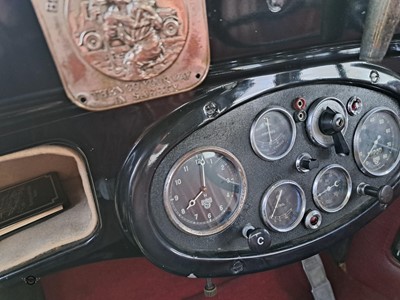 Lot 681 - 1933 MORRIS COWLEY