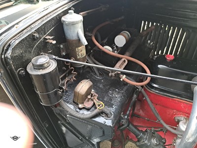 Lot 681 - 1933 MORRIS COWLEY