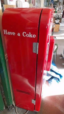 Lot 320 - COCA COLA VENDING MACHINE C 1948