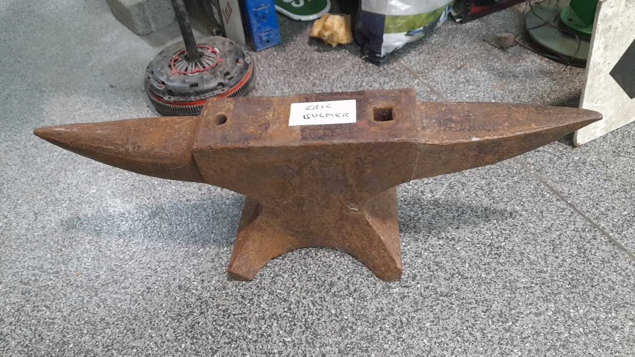 Lot 328 - ANVIL