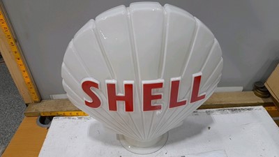 Lot 101 - SHELL PETROL PUMP GLASS GLOBE
