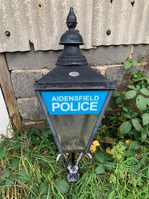 Lot 215 - AIDENSFIELD OLD POLICE LAMP