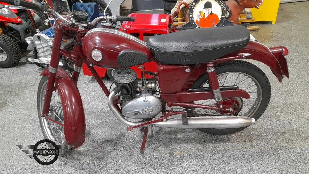 Lot 284 - 1954 JAMES CAPTAIN