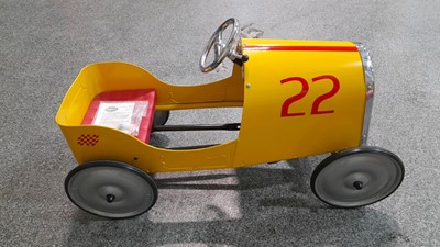 Lot 431 - BAGHERA CHILDS PEDDLE CAR ( EX SHOP DISPLAY AS NEW )