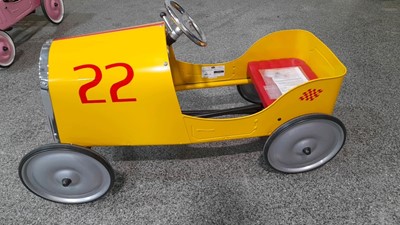 Lot 431 - BAGHERA CHILDS PEDDLE CAR ( EX SHOP DISPLAY AS NEW )