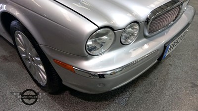 Lot 356 - 2003 JAGUAR XJ6 V6 SE AUTO