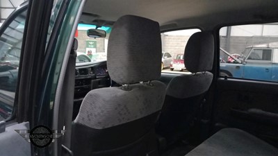 Lot 422 - 2003 TOYOTA HILUX