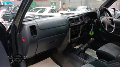 Lot 422 - 2003 TOYOTA HILUX
