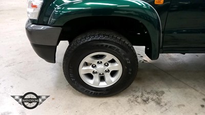 Lot 422 - 2003 TOYOTA HILUX