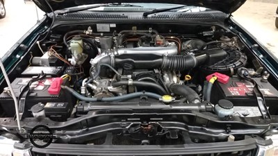 Lot 422 - 2003 TOYOTA HILUX