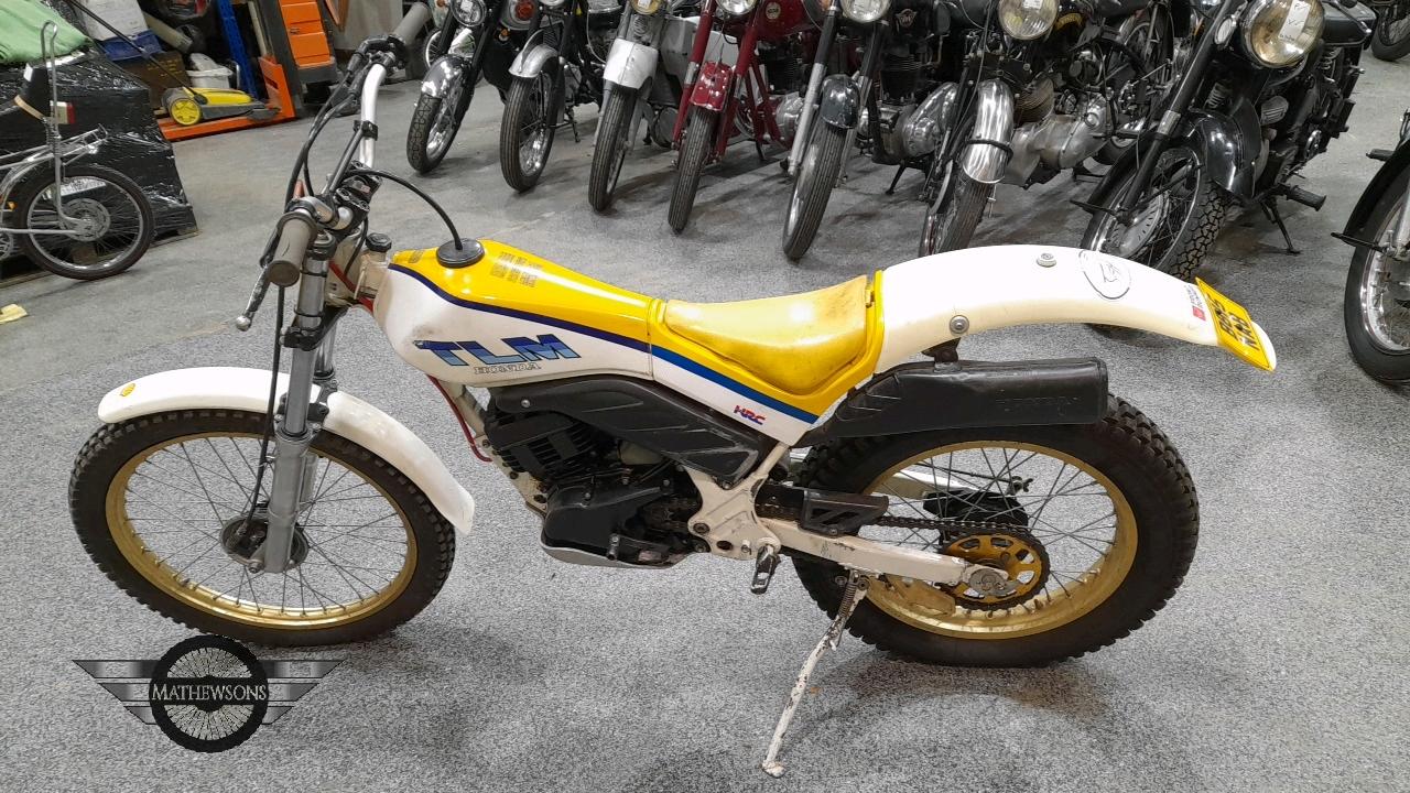 1985 24010 ホンダ MD15 TLM200R '85 純正 リアホイール D.I.D 18×2.15