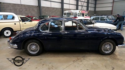 Lot 389 - 1966 DAIMLER V8 250