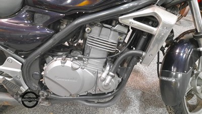 Lot 472 - 2001 KAWASAKI ER500-C1