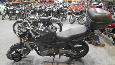 Lot 472 - 2001 KAWASAKI ER500-C1