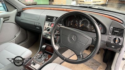 Lot 421 - 1998 MERCEDES C240 ELEGANCE AUTO