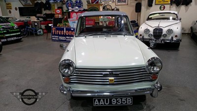 Lot 404 - 1964 AUSTIN A40 FARINA