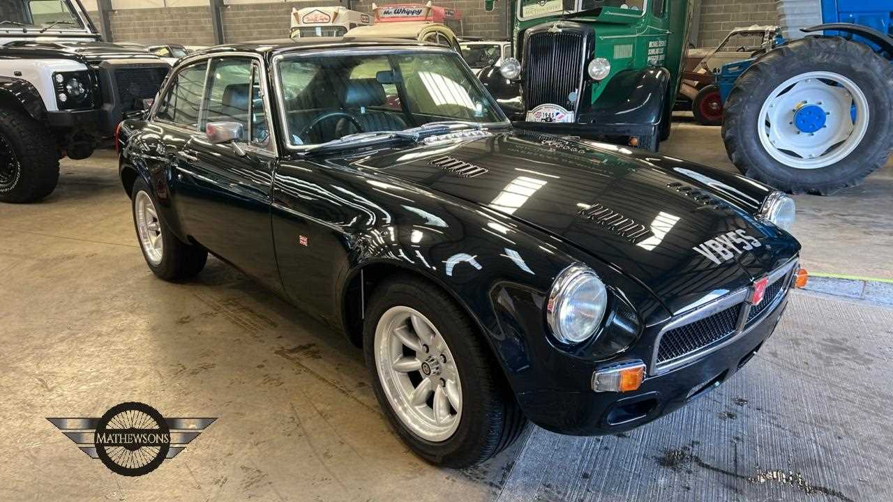 Lot 406 - 1977 MG B GT