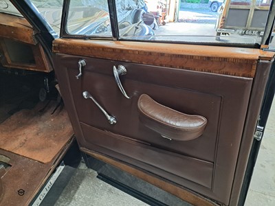 Lot 392 - 1954 BENTLEY MULLINER