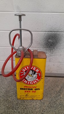 Lot 354 - SILVER KNIGHT PREMIUM OIL CAN DISPENSER