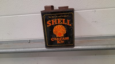 Lot 310 - SHELL CAR CARE KIT OIL CAN
