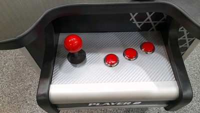 Lot 151 - SNAPON ARCADE MACHINE