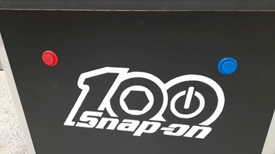 Lot 151 - SNAPON ARCADE MACHINE