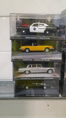 Lot 277 - 32 MODEL OO7  CARS ,OF THE  JAMES BOND MOVIES