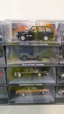 Lot 277 - 32 MODEL OO7  CARS ,OF THE  JAMES BOND MOVIES