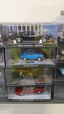 Lot 277 - 32 MODEL OO7  CARS ,OF THE  JAMES BOND MOVIES