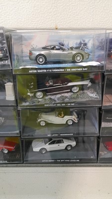 Lot 392 - 32 MODEL OO7 CARS ,OF THE JAMES BOND MOVIES