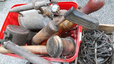 Lot 604 - OLD FIRE EXTINGUISHERS AND ASSORTED BOX