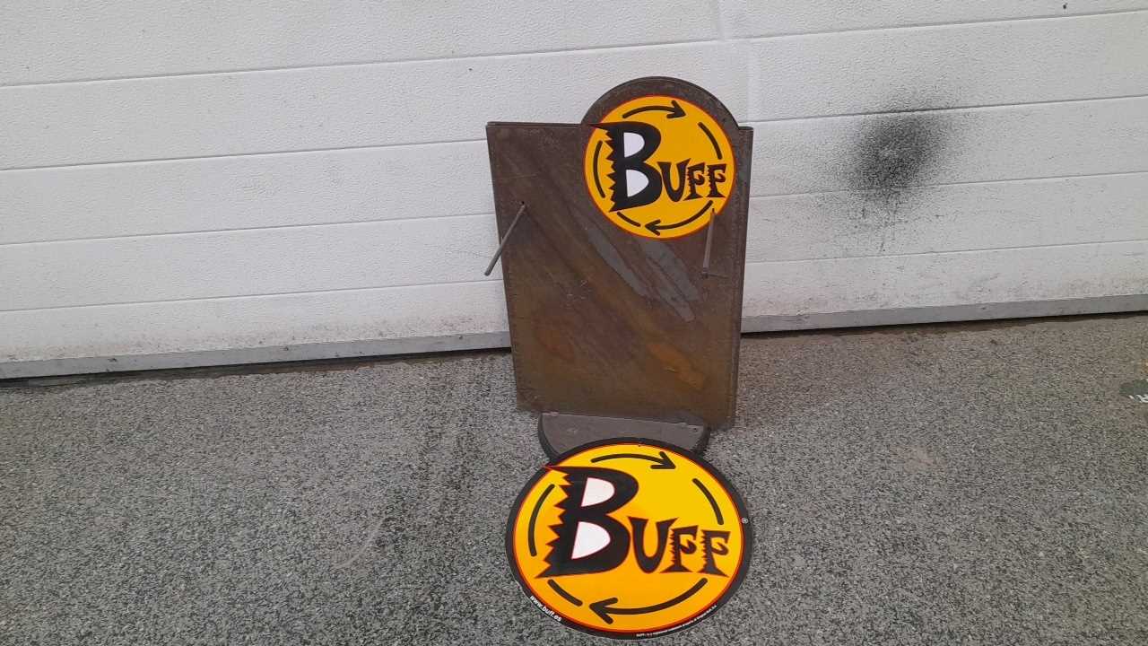Buff Display Lot 492 - BUFF SHOP DISPLAY