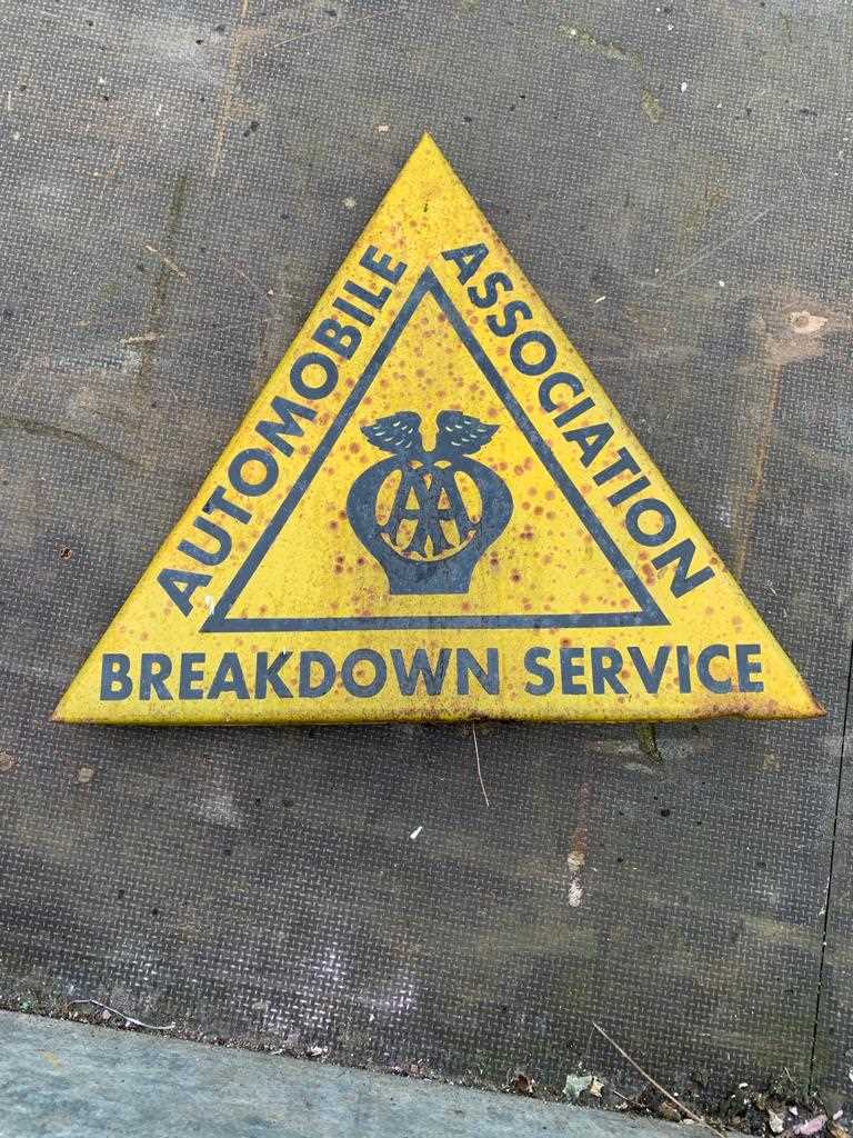 Lot 384 - AA BREAKDOWN SERVICE SIGN  17" X 19"