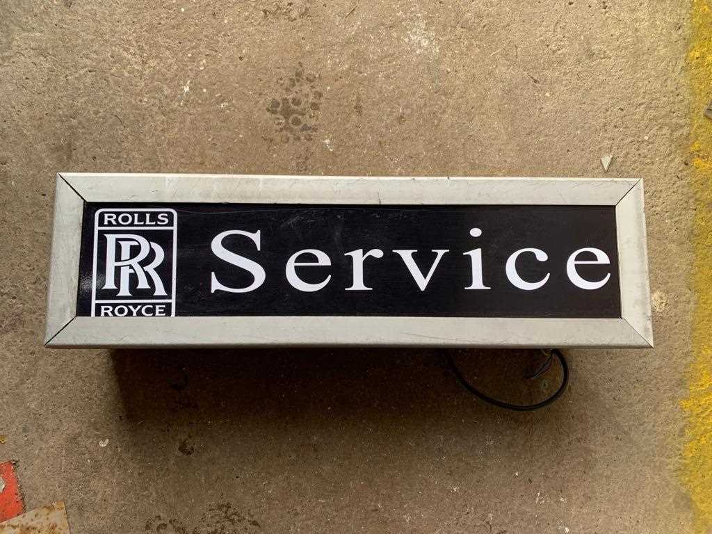 Lot 1 - ROLLS ROYCE SERVICE LIGHT-UP SIGN  24" X 7"