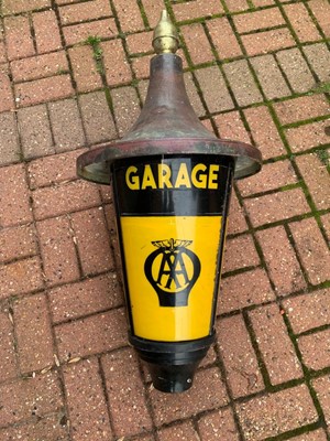 Lot 496 - AA GARAGE POLE MOUNTED LAMP  34"