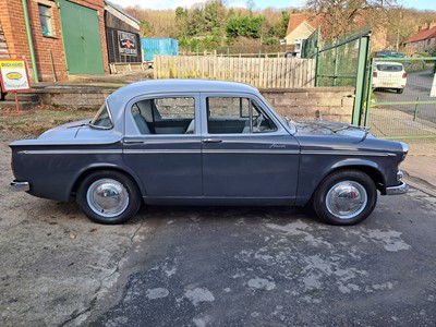 Lot 113 - 1960 HILLMAN MINX DE-LUXE