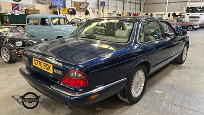 Lot 279 - 1998  JAGUAR XJ8 AUTO