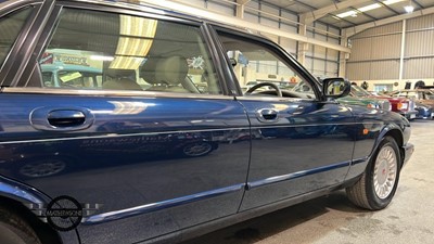 Lot 279 - 1998  JAGUAR XJ8 AUTO