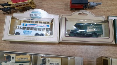 Lot 612 - 2 BOXES OF VARIOUS DIE-CAST MODELS