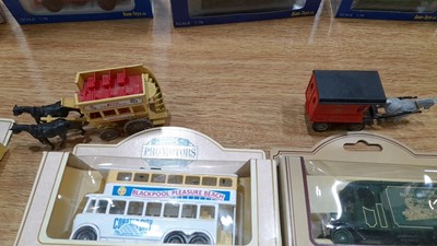 Lot 612 - 2 BOXES OF VARIOUS DIE-CAST MODELS