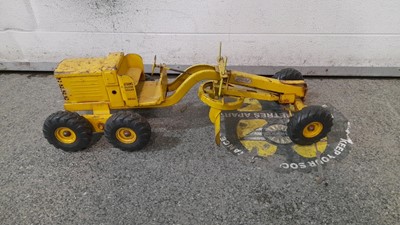 Lot 186 - METAL TOY GRADER