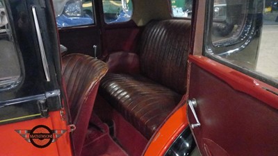 Lot 353 - 1935 MORRIS 8